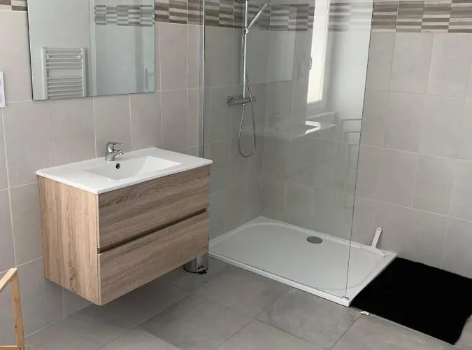 Maisonnette à Brantôme En Périgord * Puyjoubert